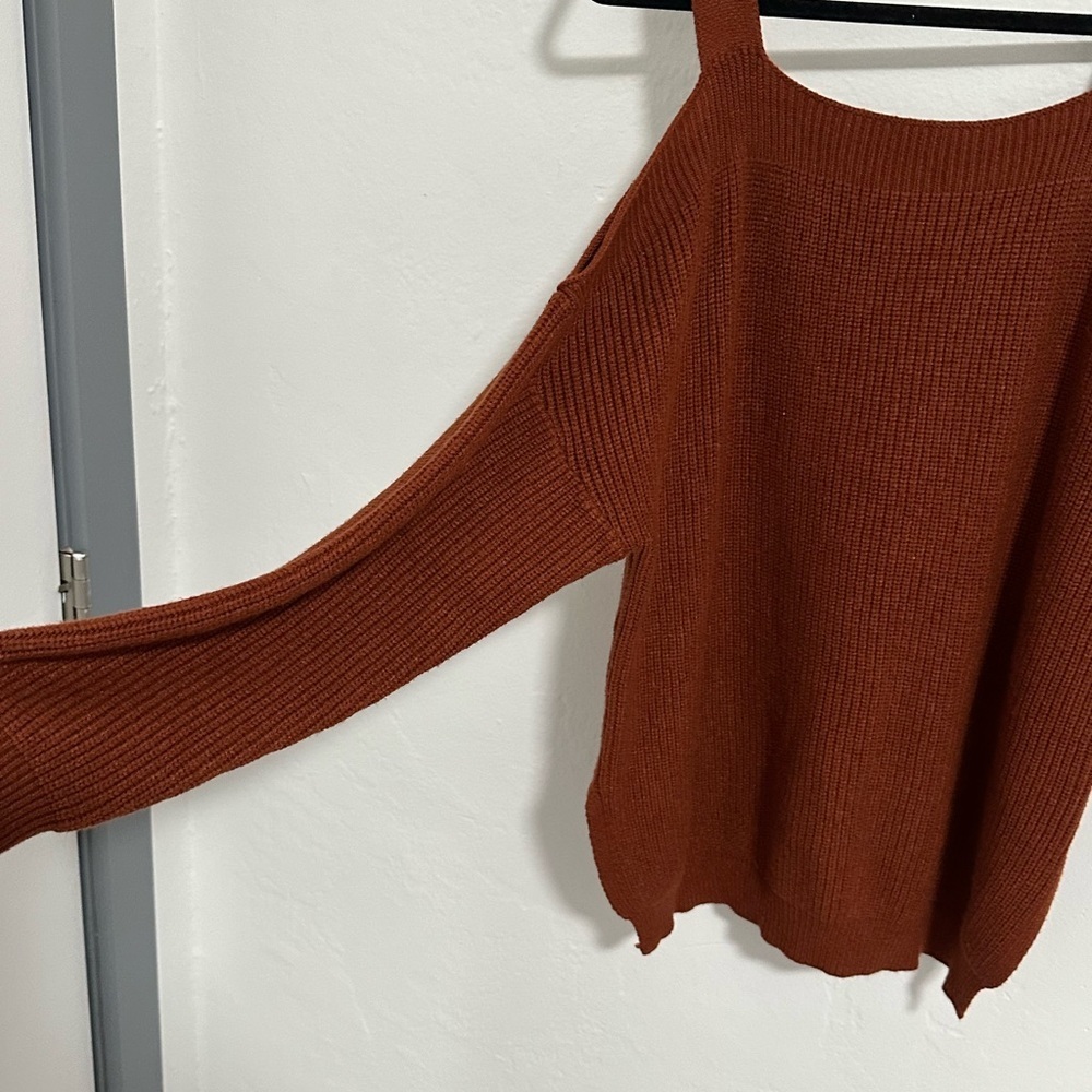 Brown Cold Shoulder Ribbed Knit Sweater – Women’s Medium, Strappy Pullover - Picture 6 of 11